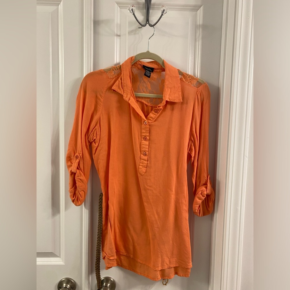 Rue 21 top with belt